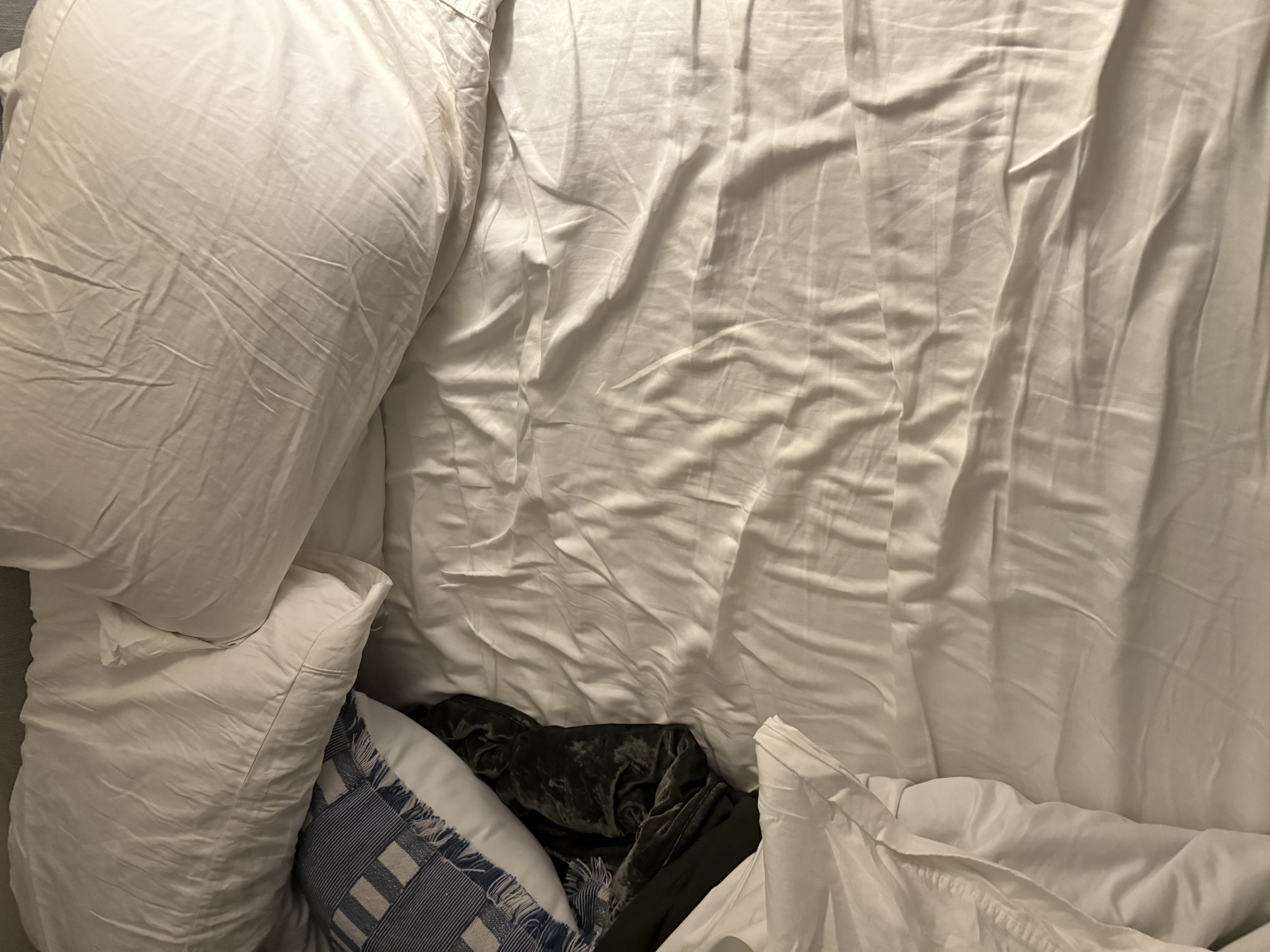 Photo documentation of sleep posture imprint